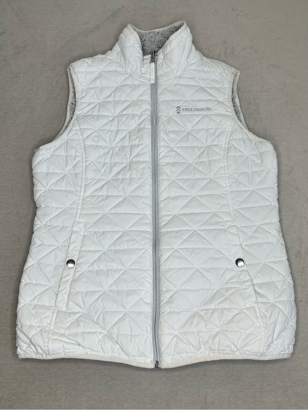 Free Country Women's White Quilted Reversible Vest